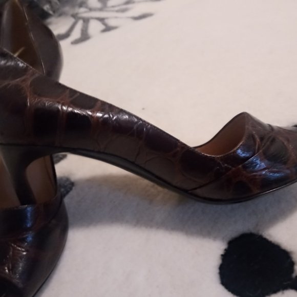 Brand new Emporio Armani heels with animal print detail - Picture 10 of 12